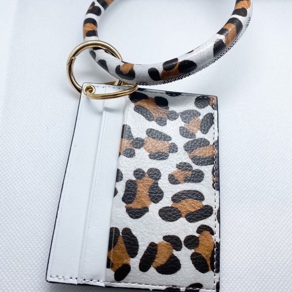 Leopard print ID card keychain - Picture 4 of 4